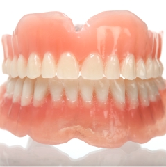 Set of economy dentures